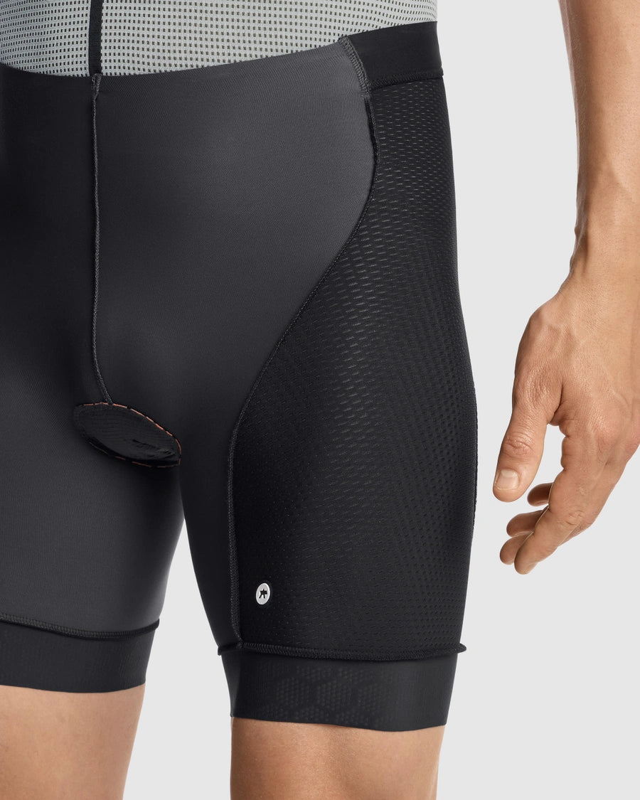 ASSOS TACTICA URBAN T5 Šortky Black
