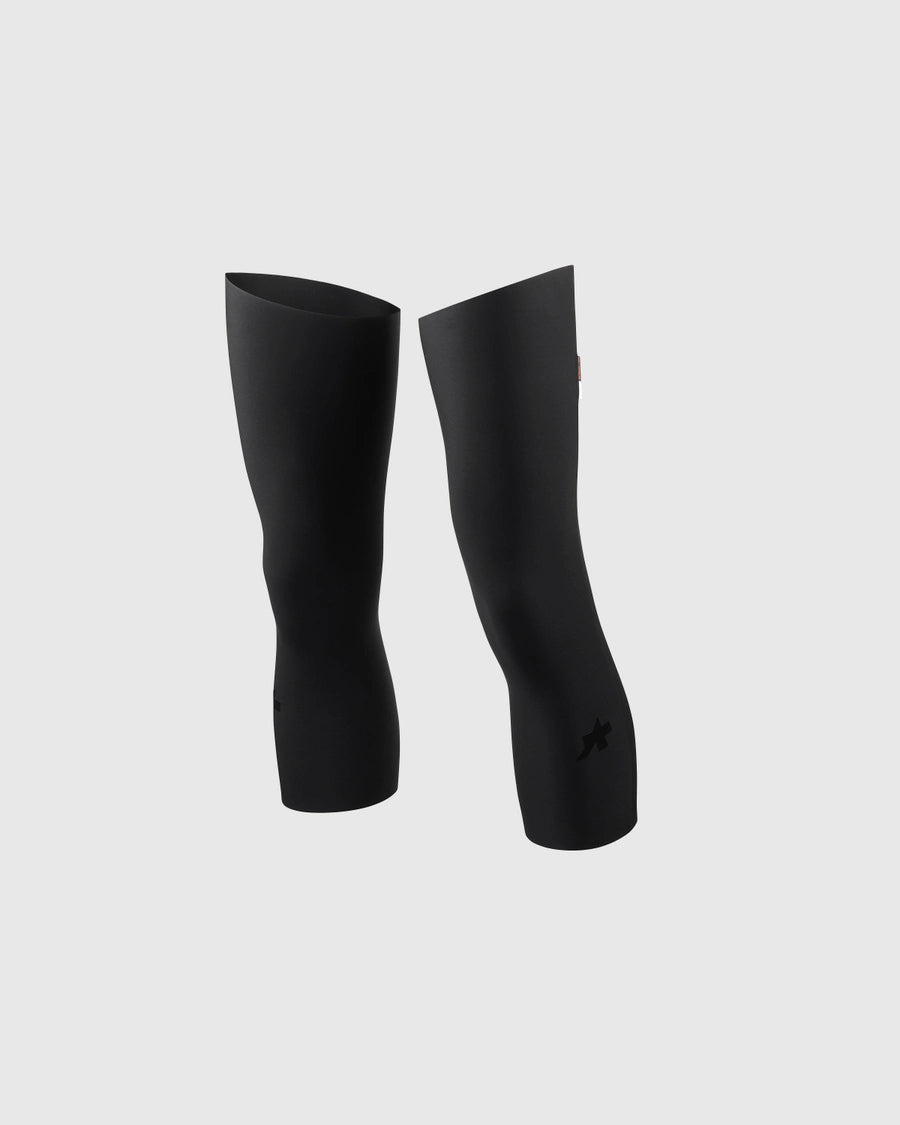 ASSOS R WINTER P1 Nakolanniki czarny