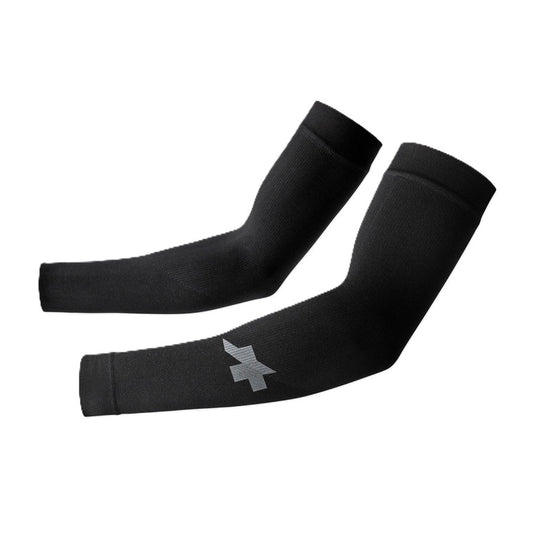 ASSOS SUMMER ARM UV PROTECTOR P1 Rukávy černé
