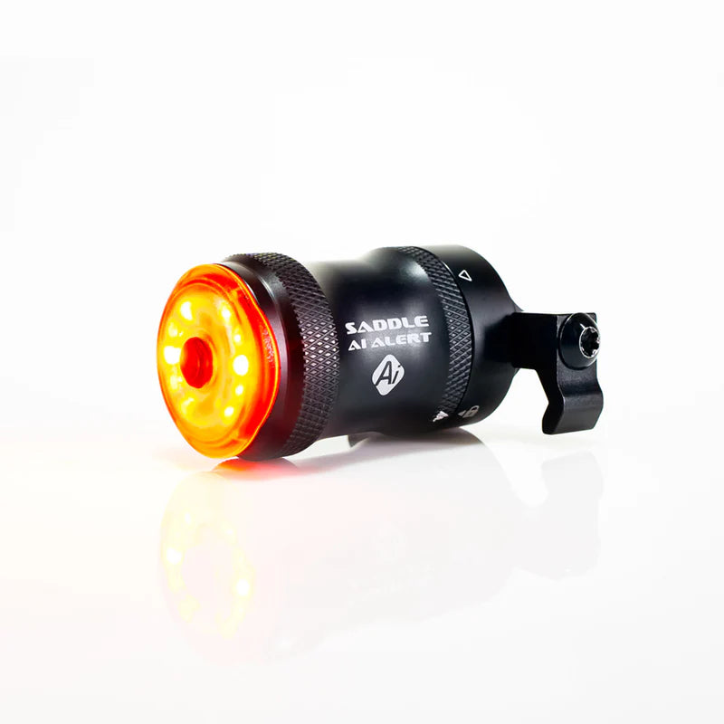 Oświetlenie tylne LEZYNE SADDLE Ai ALERT 250