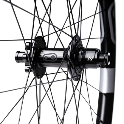 Roue Arrière CRANKBROTHERS SYNTHESIS Aluminium 2.0 DH I9 29" 12x148 mm Boost Noir