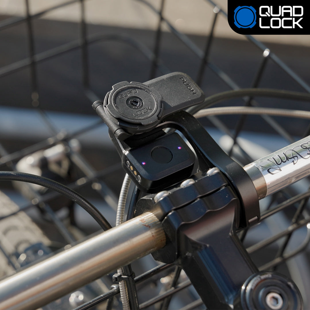 Alarme et Tracker Vélo QUADLOCK BIKE ALARM & FINDER monté sur un vélo