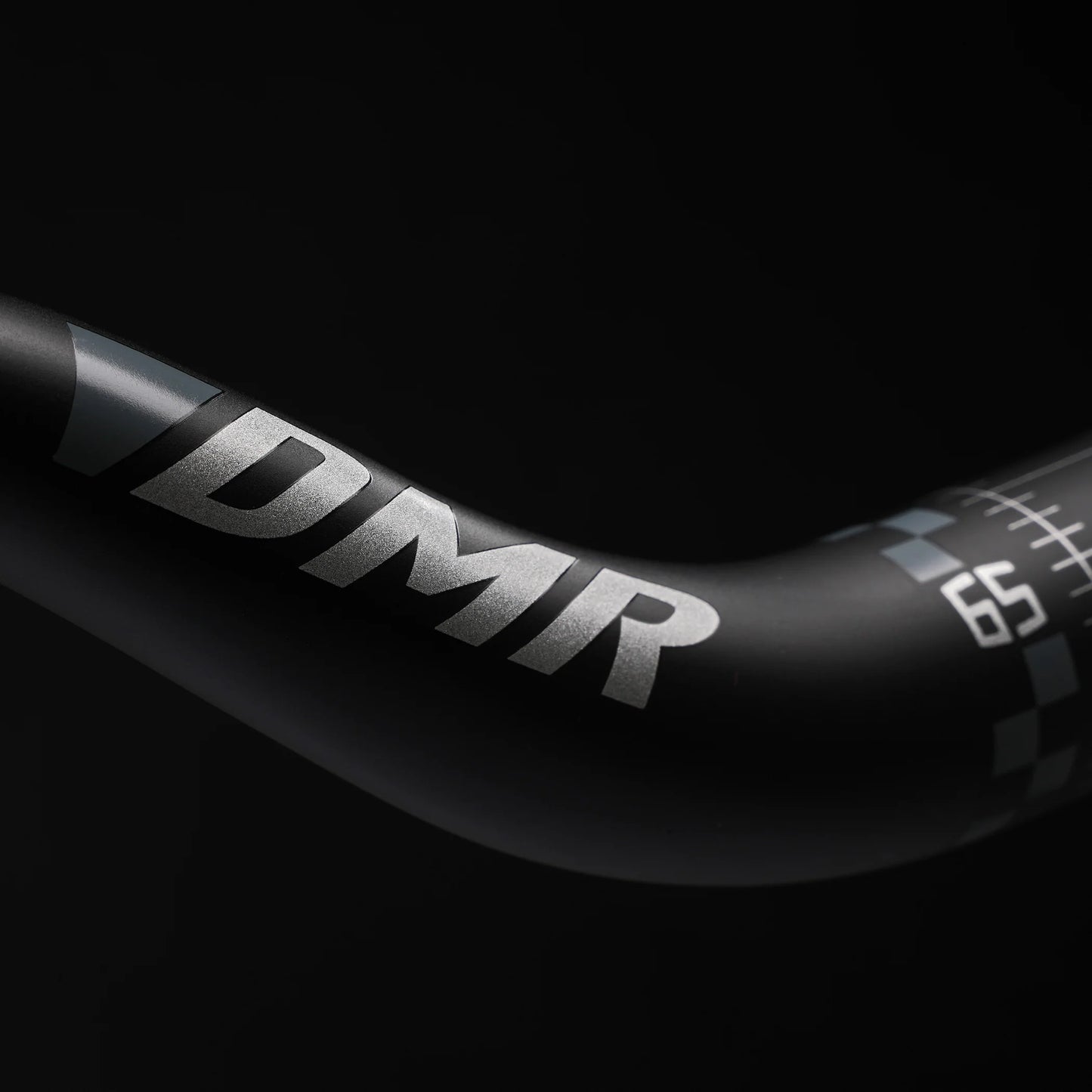 Kierownica DMR 800 VIBROCORE Rise 65 mm 780 mm czarna