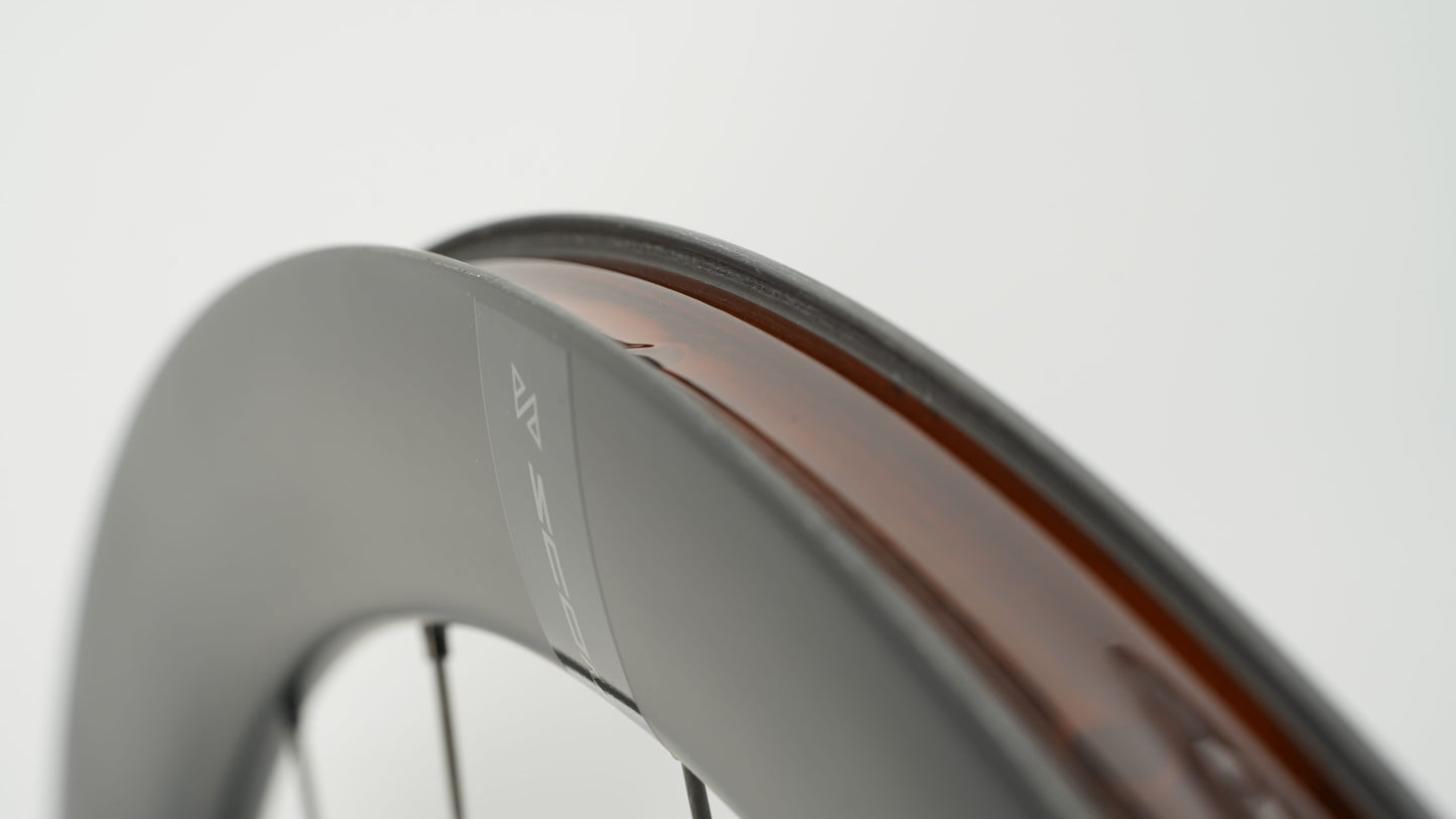 Pár kol SCOM ULTRA Tubeless Ready (Center Lock)
