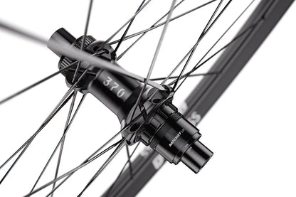 Détail moyeu DT Swiss G 1800 SPLINE
