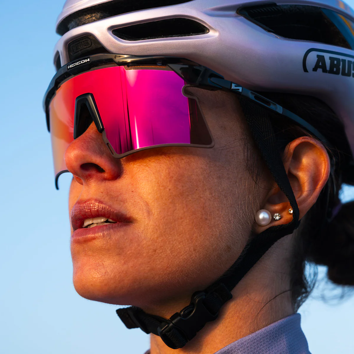 Solglasögon SCICON AEROSHADE 2.0 TITANIUM Black Crystal Gloss Multimirror Sunburts + Pink Lens