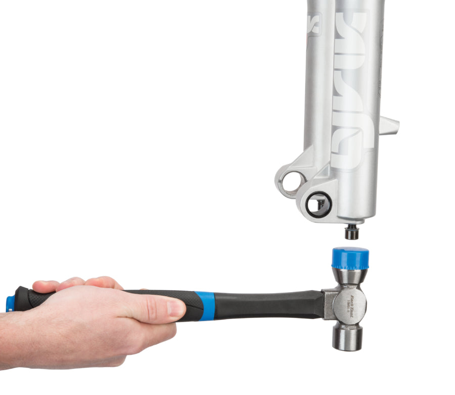 Park Tool HMR-8 démontant des boîtes de fourche avec la face composite
