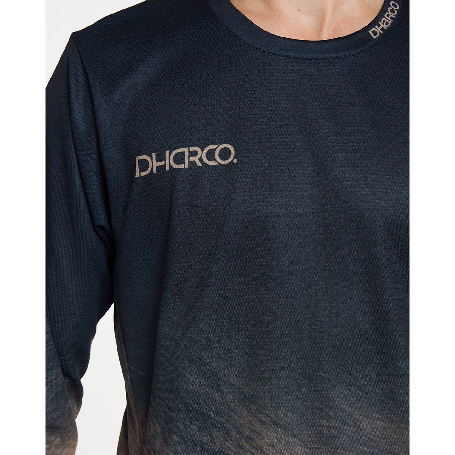 DHARCO GRAVITY ARIZONA Dres s dlouhým rukávem Black/Brown