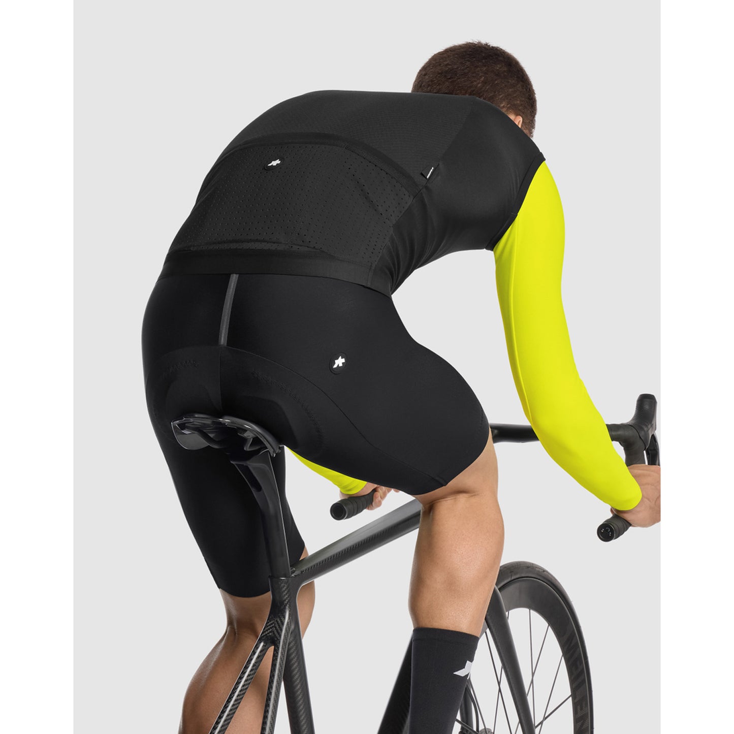 Bunda bez rukávů ASSOS EQUIPE R S11 Black Series