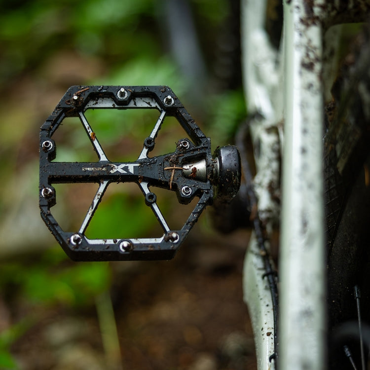 Ploché pedály SHIMANO XT PD-M8240