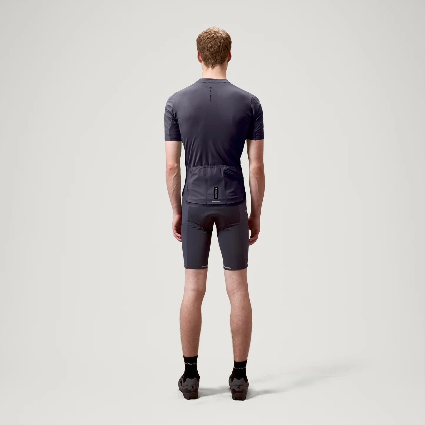 ENDURA ALLTRACK RIDE Kortärmad kolfibertröja Grå