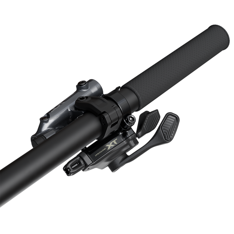 Skifter højre 12v M8200-R (embargo 30/08)