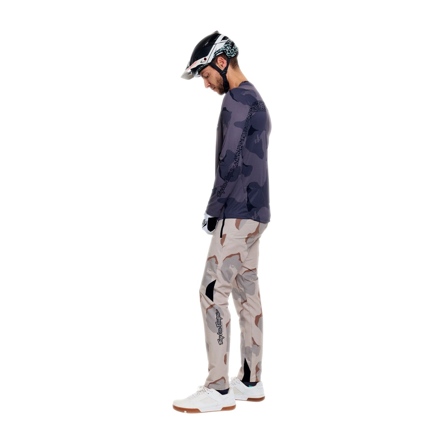 TROY LEE DESIGNS SKYLINE PRO FLOW CAMO Dres s dlouhým rukávem Carbon