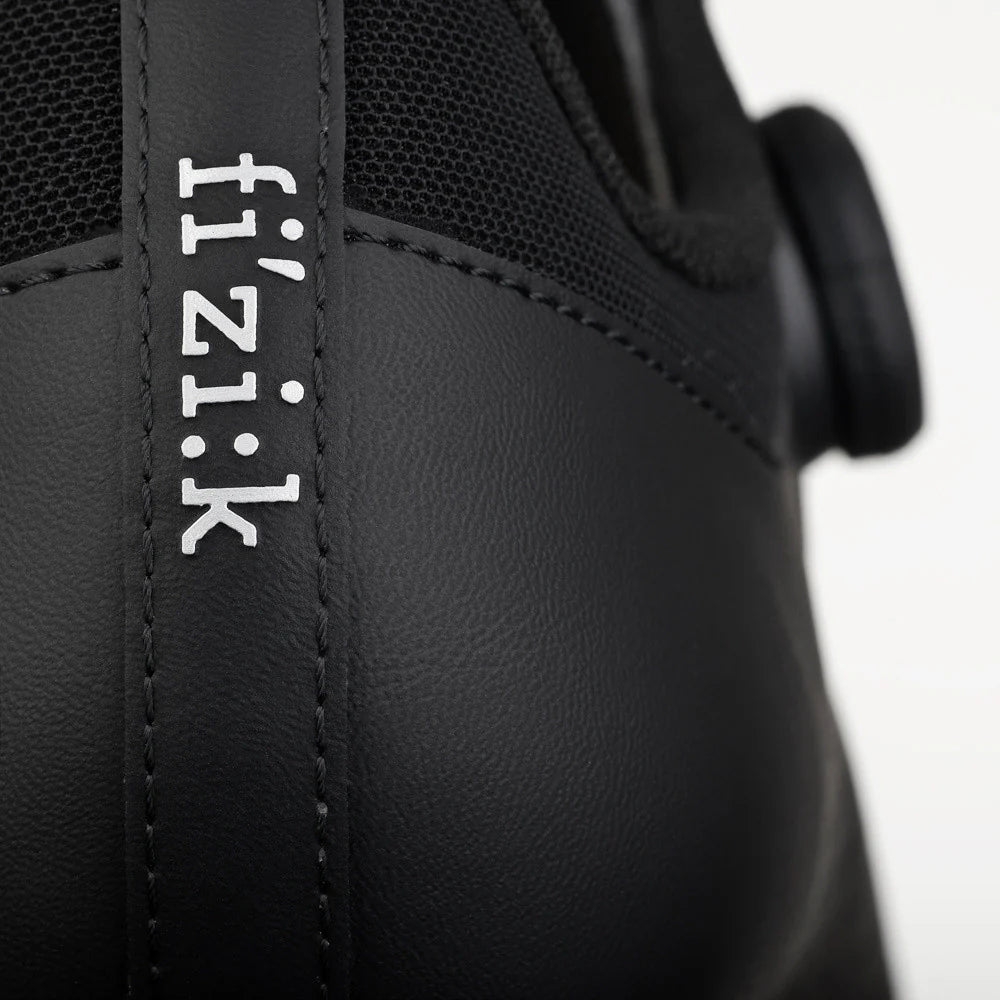 FIZIK VENTO OMNA WIDE landevejssko, sort
