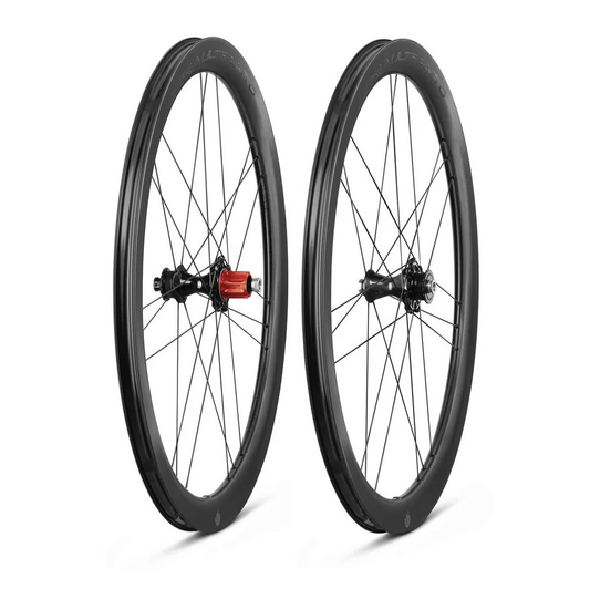 Pár chromovaných kol CAMPAGNOLO BORA ULTRA WTO 45 C23 DISC Tubeless Ready (Center Lock)