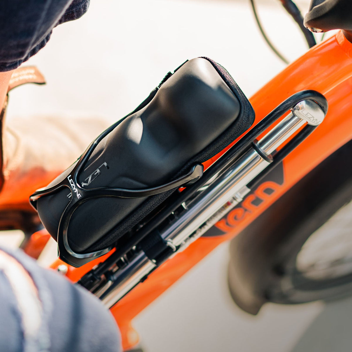 Bidon Porte-Outils LEZYNE FLOW CADDY PRO Noir