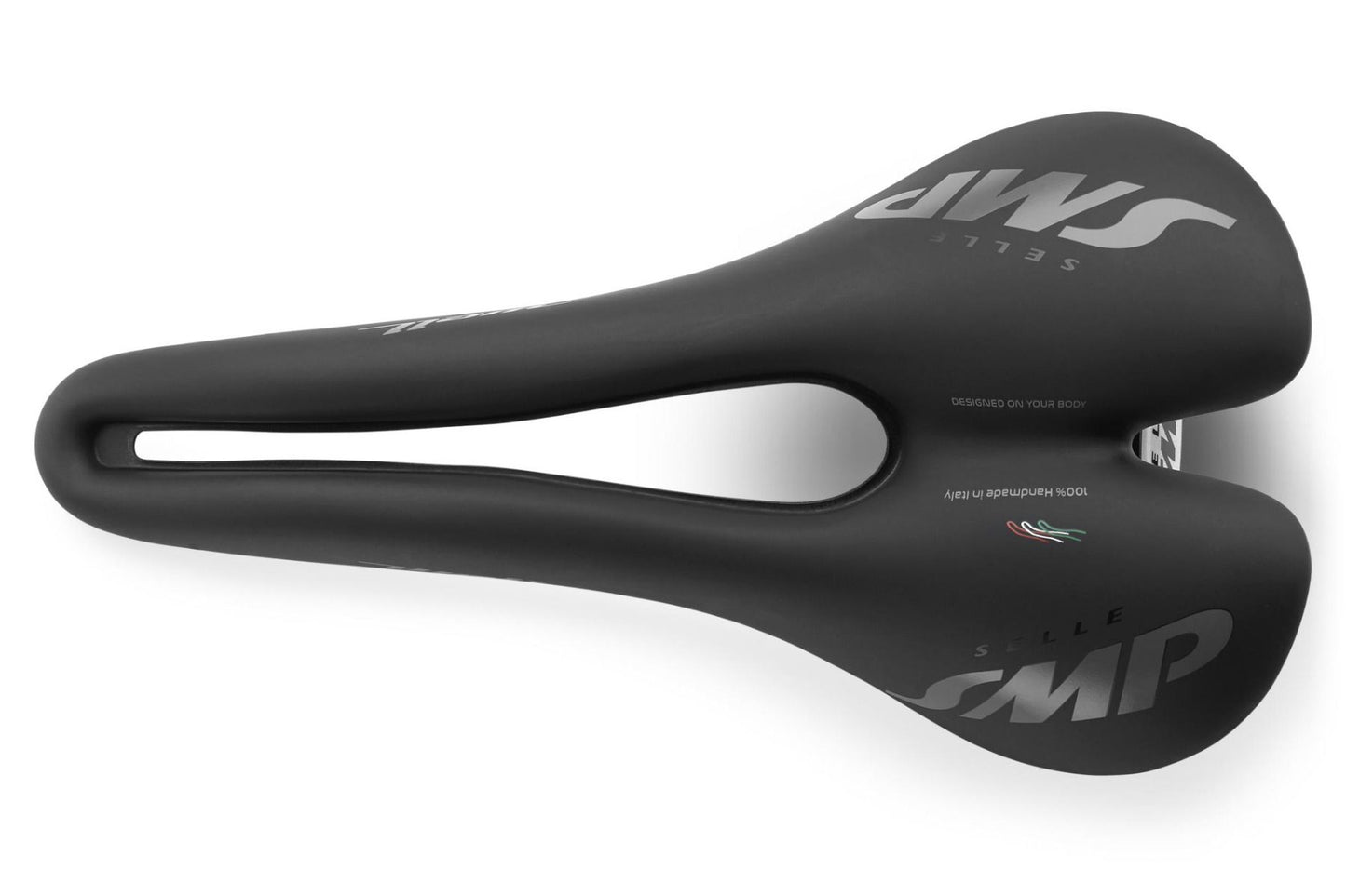 Selle SMP WELL Largeur 144mm Rails Carbone Noir