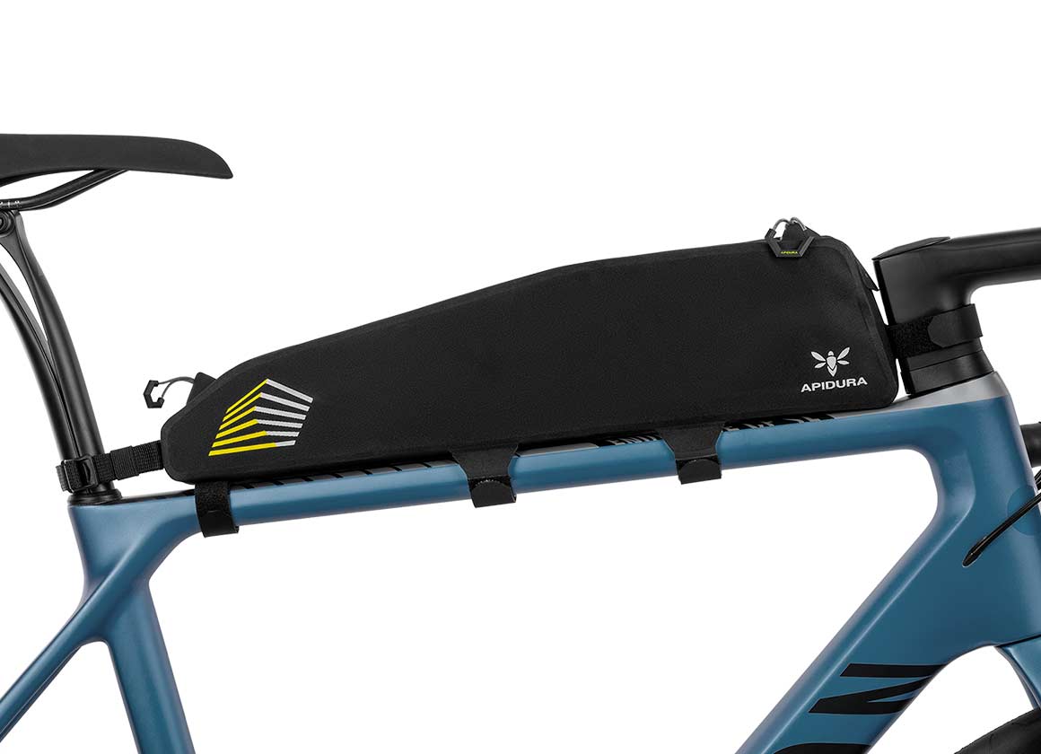 APIDURA RACING LONG TOP TUBE PACK 2 L Torba na ramę czarna