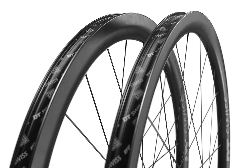 Přední kolo DT SWISS ERC 1400 DICUT 45 DISC Tubeless Ready (Center Lock)