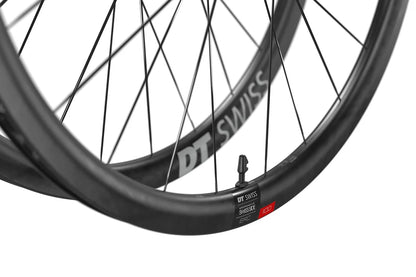 Roue Avant DT SWISS ERC 1100 DICUT 45 DISC Tubeless Ready (Center Lock)