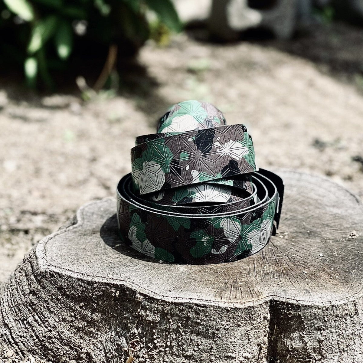 Taśma do zawieszania SUPACAZ SUPER STICKY KUSH GRAVEL Camo