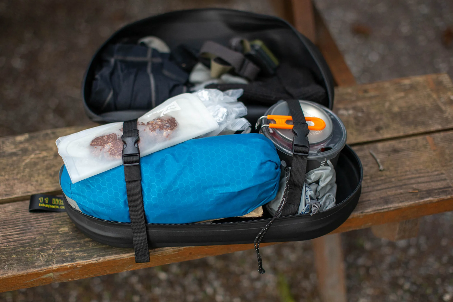 AEROE 11L väska med snabb montering