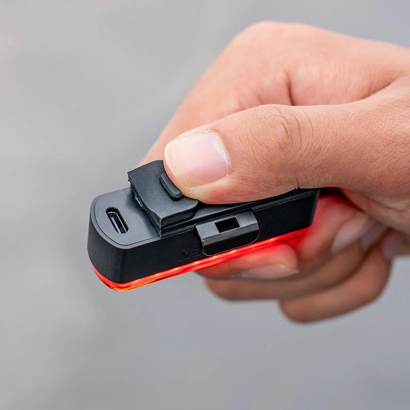 Zadní osvětlení RAVEMEN TR 30