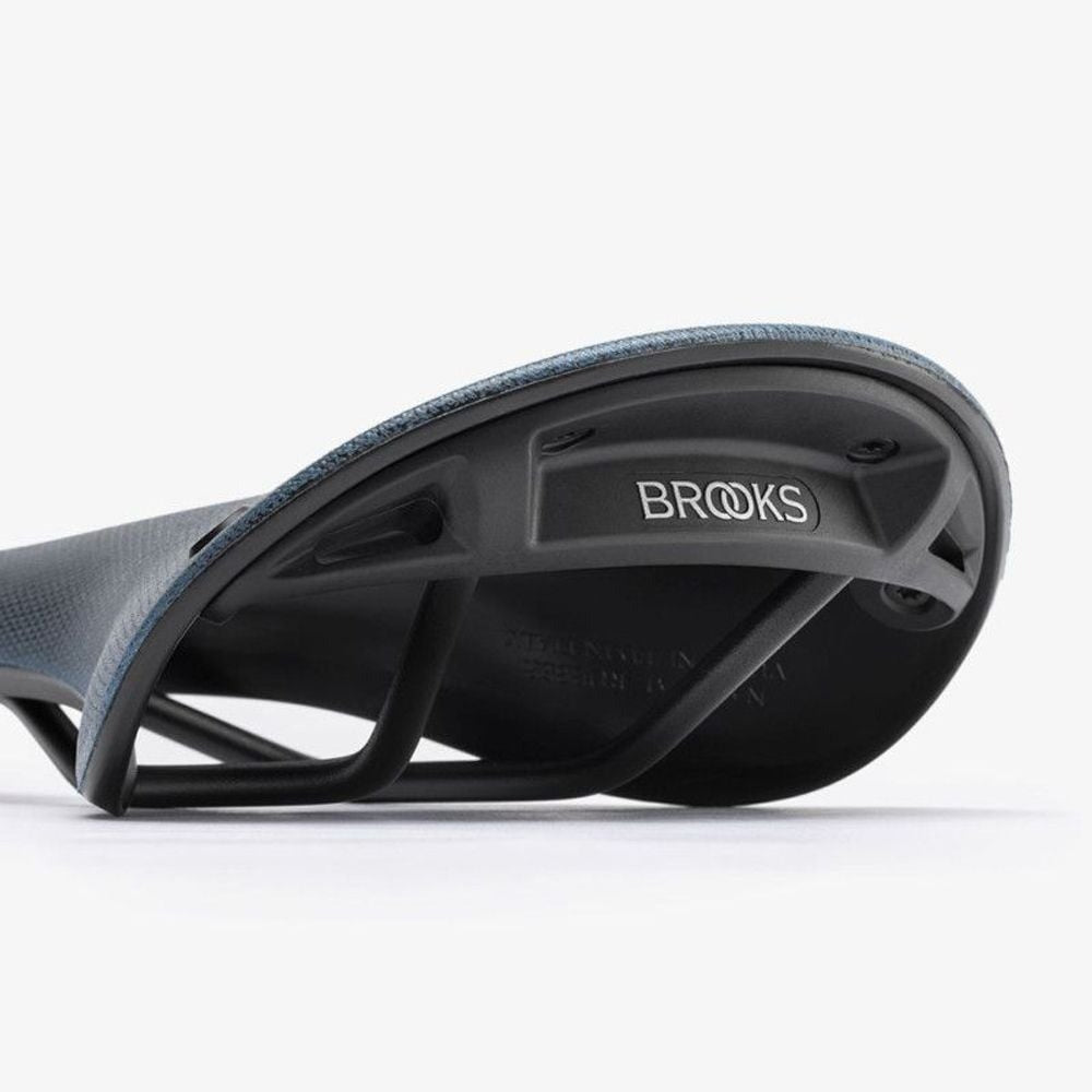 Siodełko BROOKS CAMBIUM C17 CARVED Blue