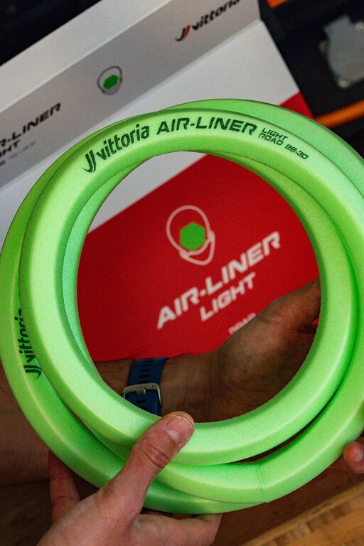 Mousse Anti-Pincement VITTORIA AIR-LINER LIGHT ROAD 700x32-36