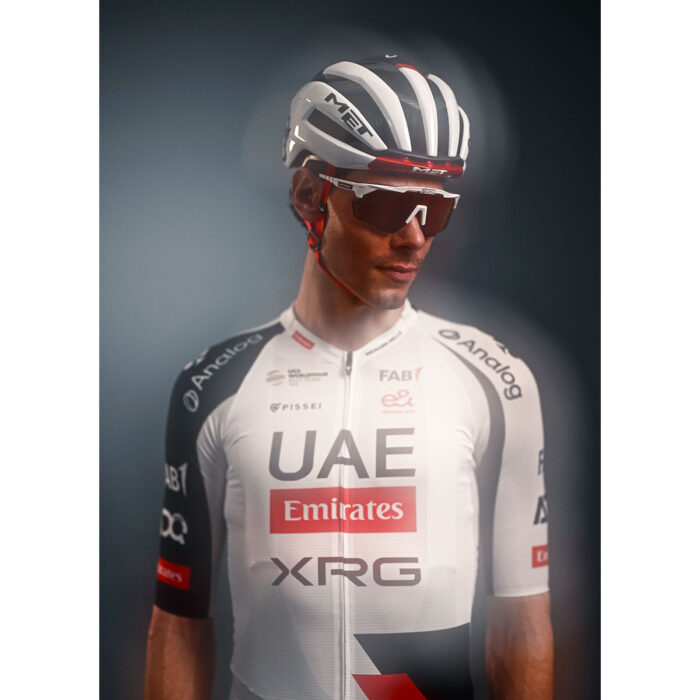 MET TRENTA 3K CARBON UAE TEAM EMIRATES -XRG 2026 Hjelm Hvid