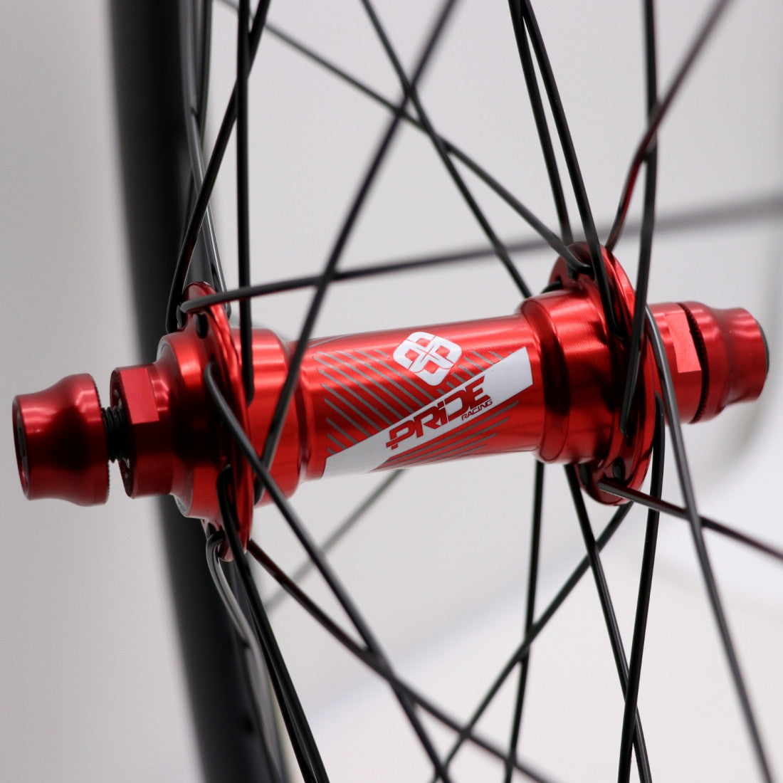 Paire de Roues PRIDE 20" (451mm) Carbone Gravity Matt Disc Pride Control V1 Axes 10/10mm Rouge