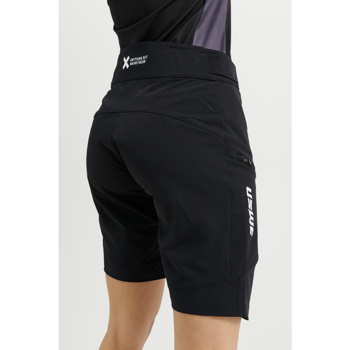 USWE SKRUBB Shorts til kvinder Sort