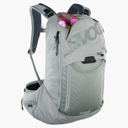 Sac à Dos avec Dorsale EVOC TRAIL PRO SF 12L Gris - vue 3